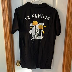 La Familia Black Collored Shirt Men's Short Sleeve Size Medium Floral Co…